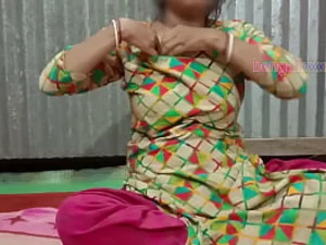 섹시한 벵골 여자의 열정적인 69 액션
